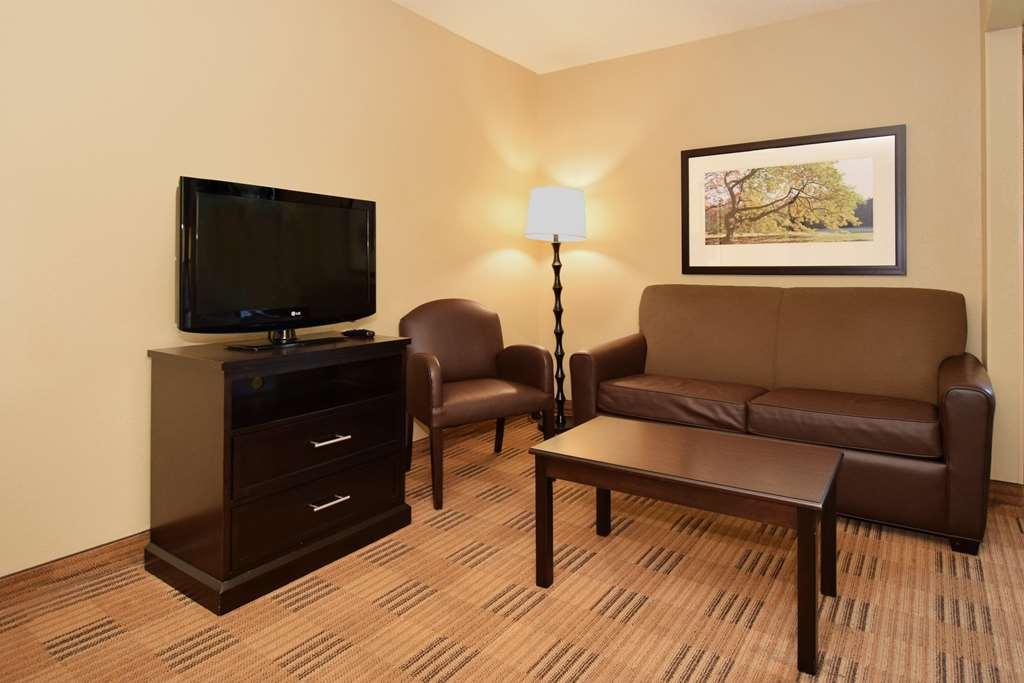 Extended Stay America Suites - Raleigh - Cary - Harrison Ave Room photo