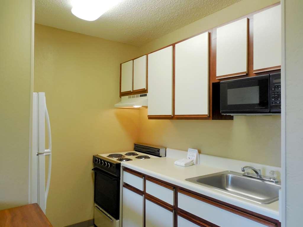 Extended Stay America Suites - Raleigh - Cary - Harrison Ave Room photo