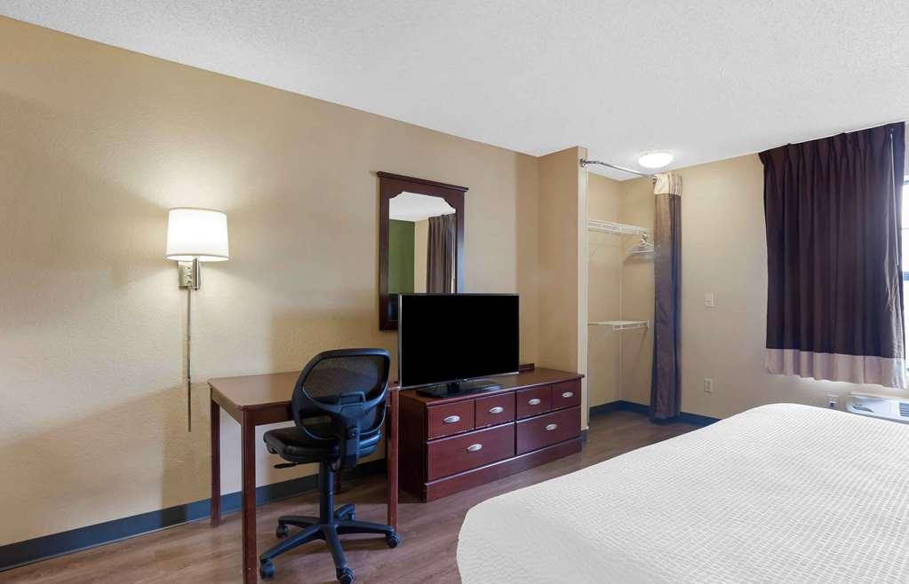 Extended Stay America Suites - Raleigh - Cary - Harrison Ave Room photo