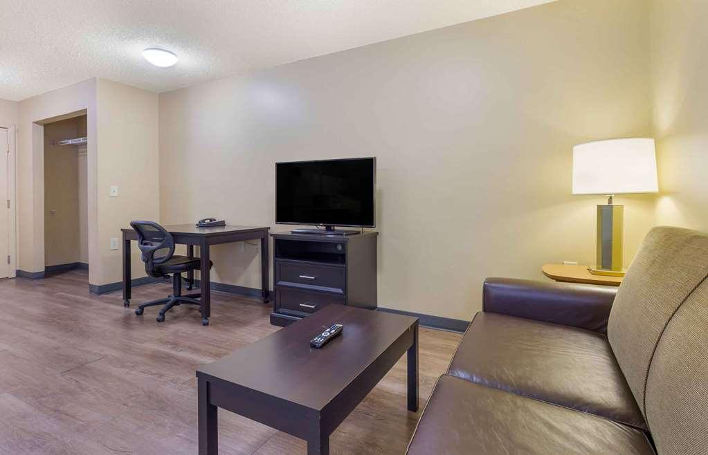 Extended Stay America Suites - Raleigh - Cary - Harrison Ave Room photo